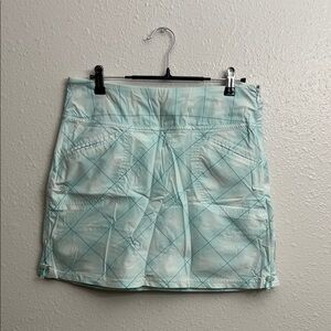 Athleta Light Green Checkered Skirt